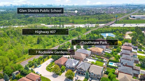 Photo 46 at 7 Rockview Gardens, Concord, Vaughan