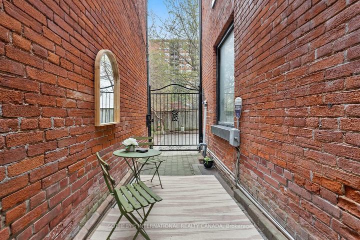 Photo 16 at 488 Ontario Street, South St. James Town, Toronto