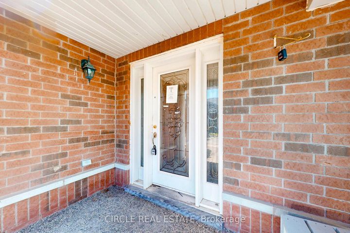 Photo 3 at 44 Conklin Drive, Fletcher's Meadow, Brampton