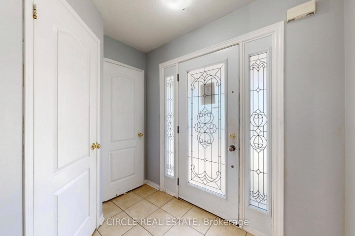 Photo 4 at 44 Conklin Drive, Fletcher's Meadow, Brampton