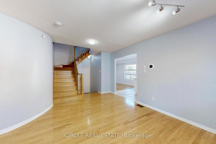 Photo 8 at 44 Conklin Drive, Fletcher's Meadow, Brampton