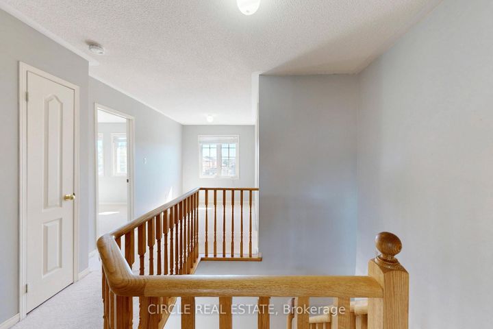 Photo 19 at 44 Conklin Drive, Fletcher's Meadow, Brampton