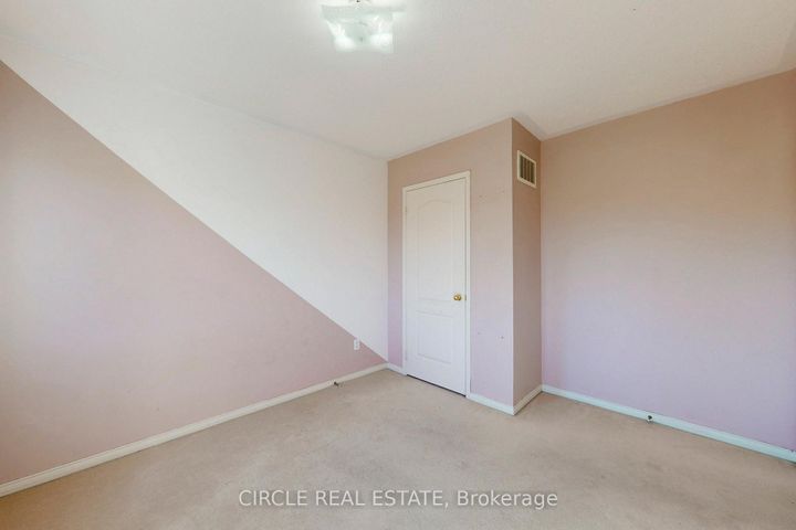 Photo 32 at 44 Conklin Drive, Fletcher's Meadow, Brampton