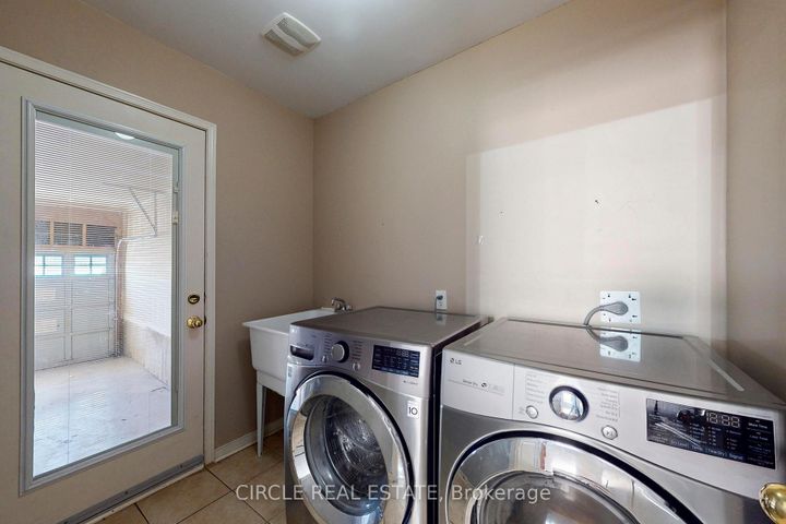 Photo 46 at 44 Conklin Drive, Fletcher's Meadow, Brampton