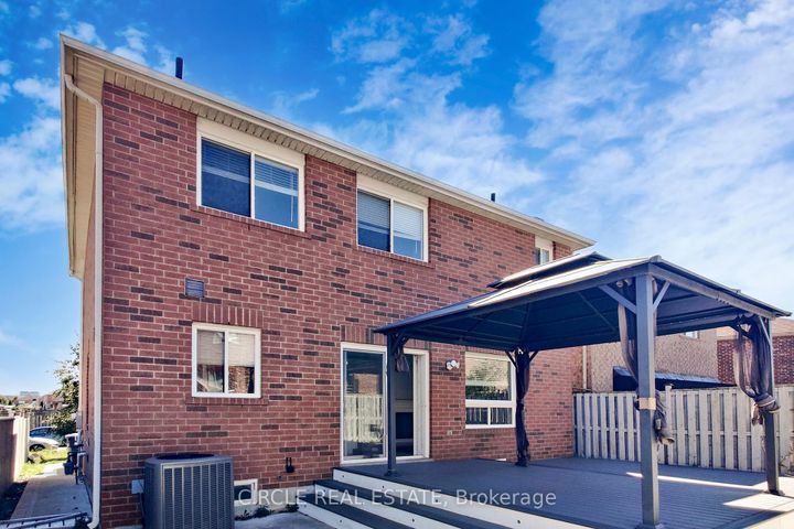 Photo 47 at 44 Conklin Drive, Fletcher's Meadow, Brampton