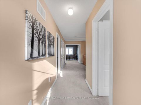 Photo 17 at 9 Heaney Court, Bayview Northeast, Aurora