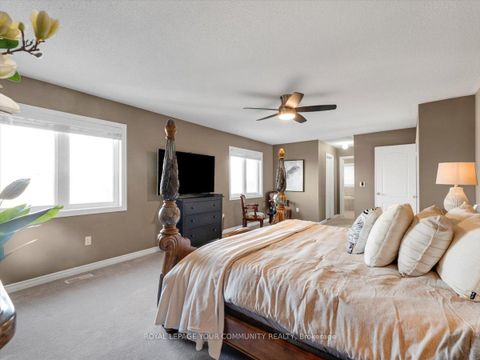 Photo 19 at 9 Heaney Court, Bayview Northeast, Aurora