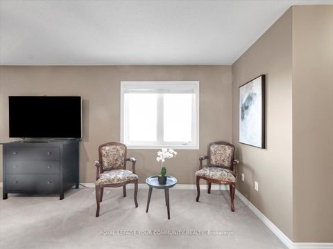 Photo 20 at 9 Heaney Court, Bayview Northeast, Aurora