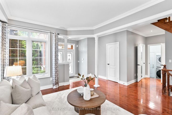 Photo 4 at 1071 Copperfield Drive, Eastdale, Oshawa