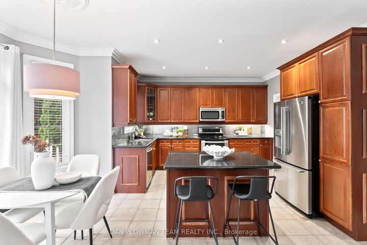 Photo 14 at 1071 Copperfield Drive, Eastdale, Oshawa