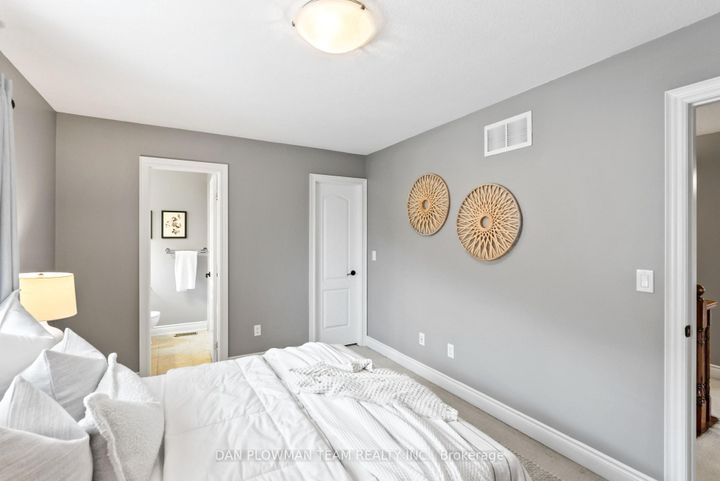 Photo 36 at 1071 Copperfield Drive, Eastdale, Oshawa