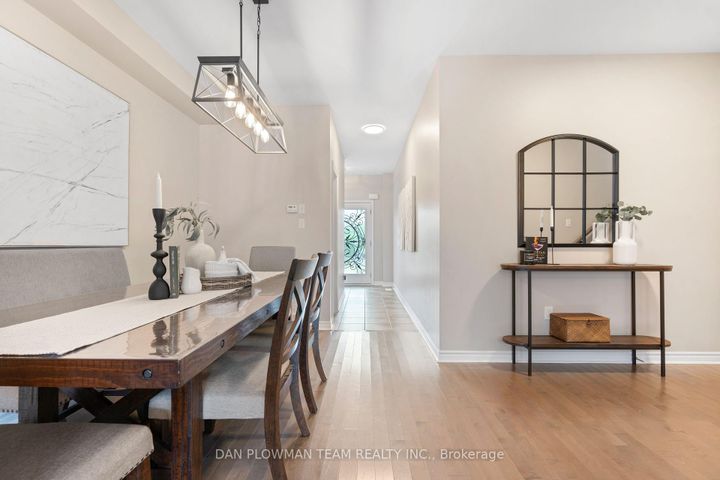 Photo 8 at 898 Groveland Avenue, Taunton, Oshawa