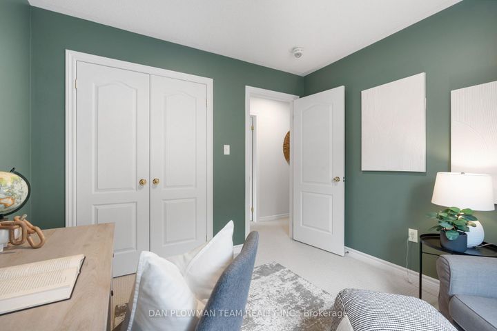 Photo 21 at 898 Groveland Avenue, Taunton, Oshawa