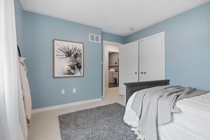 Photo 29 at 898 Groveland Avenue, Taunton, Oshawa
