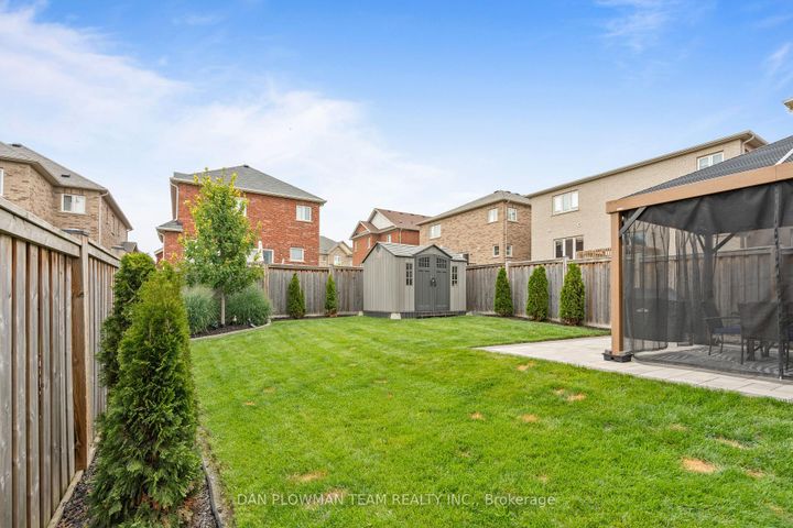 Photo 36 at 898 Groveland Avenue, Taunton, Oshawa