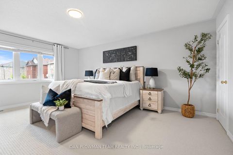 Photo 24 at 898 Groveland Avenue, Taunton, Oshawa