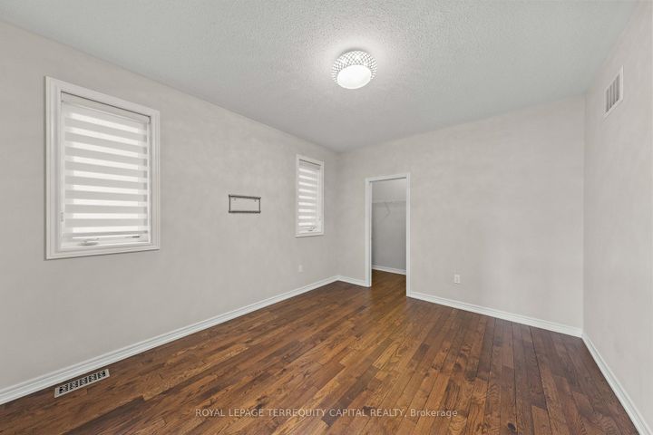 Photo 39 at 14 Beaconsfield Drive, Kleinburg, Vaughan