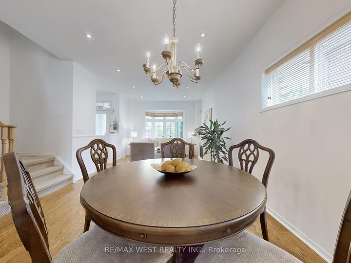 Photo 7 at 22 Sierra Drive, Dorset Park, Toronto