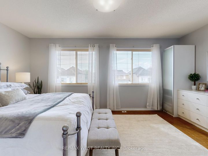 Photo 20 at 22 Sierra Drive, Dorset Park, Toronto