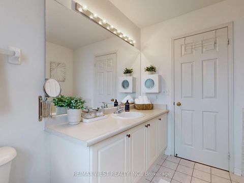 Photo 23 at 22 Sierra Drive, Dorset Park, Toronto