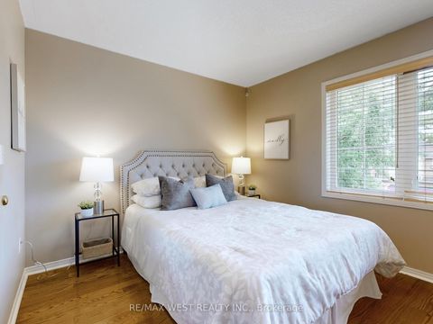 Photo 24 at 22 Sierra Drive, Dorset Park, Toronto