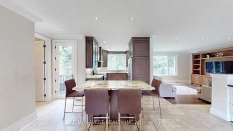 Photo 15 at 30 Goodman Crescent, Maple, Vaughan