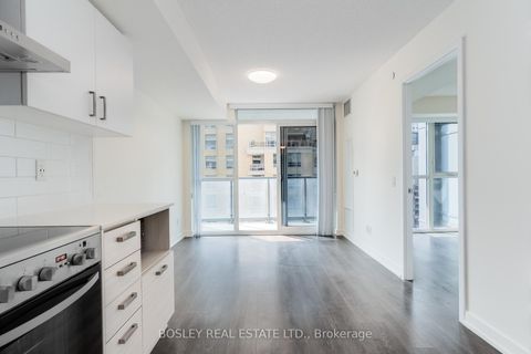 Photo 12 at 1006 - 125 Redpath Avenue, Mount Pleasant West, Toronto