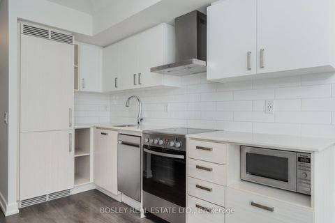 Photo 13 at 1006 - 125 Redpath Avenue, Mount Pleasant West, Toronto