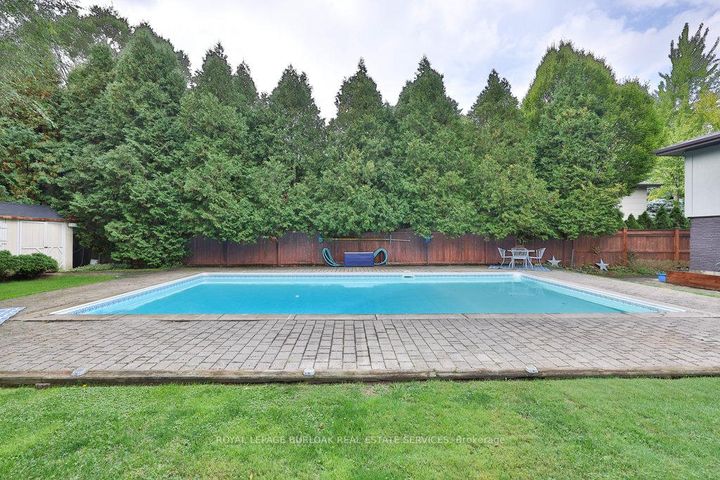 Photo 4 at 112 Sulphur Springs Road, Ancaster, Hamilton