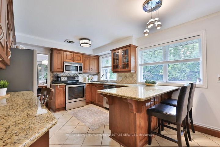 Photo 10 at 112 Sulphur Springs Road, Ancaster, Hamilton