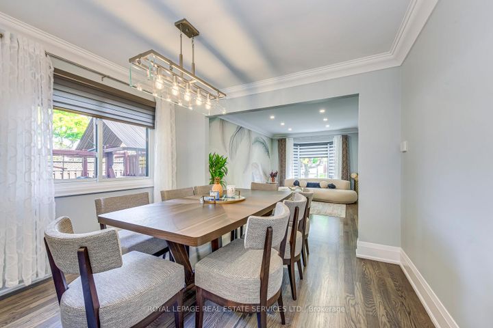 Photo 13 at 7180 Danton Promenade, Meadowvale, Mississauga