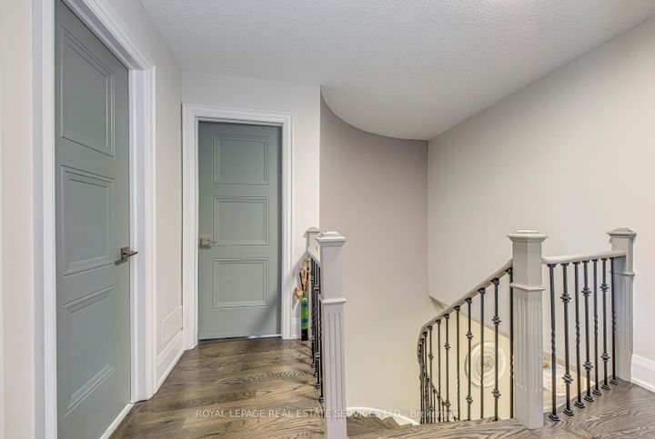 Photo 20 at 7180 Danton Promenade, Meadowvale, Mississauga