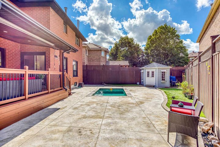 Photo 41 at 7180 Danton Promenade, Meadowvale, Mississauga