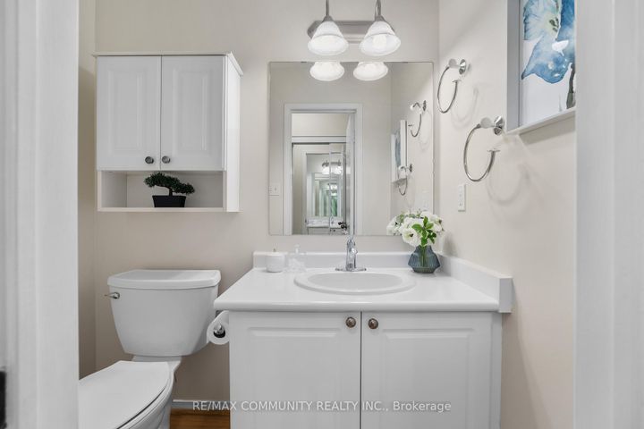 Photo 10 at 1880 Woodgate Court, Samac, Oshawa