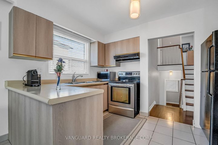 Photo 12 at 61 Gambello Crescent, York University Heights, Toronto