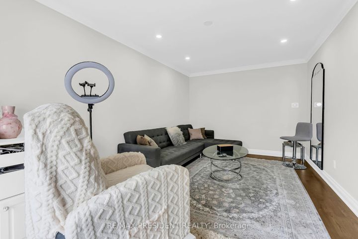 Photo 6 at 6200 Osprey Boulevard, Lisgar, Mississauga
