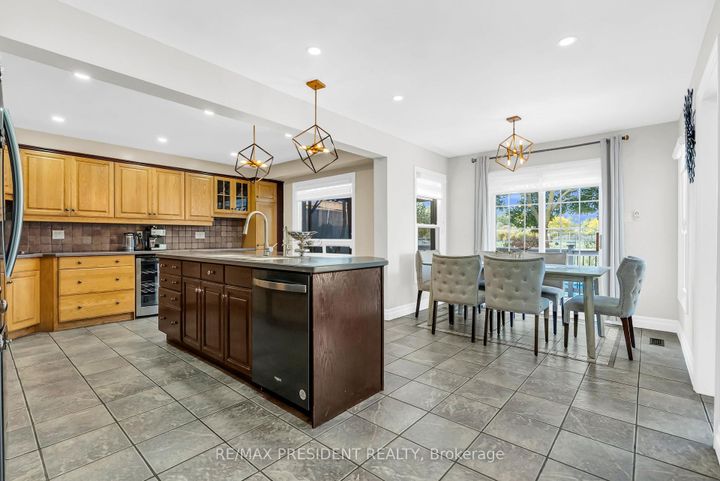 Photo 13 at 6200 Osprey Boulevard, Lisgar, Mississauga
