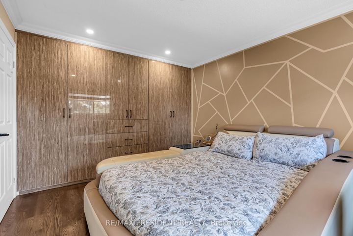 Photo 35 at 6200 Osprey Boulevard, Lisgar, Mississauga