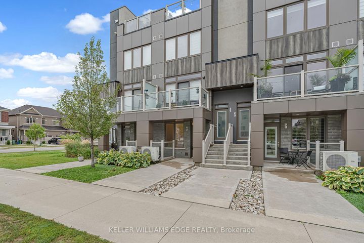 Photo 1 at 3 - 261 Skinner Road, Waterdown, Hamilton