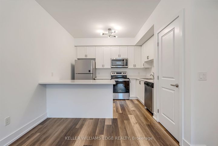 Photo 12 at 3 - 261 Skinner Road, Waterdown, Hamilton
