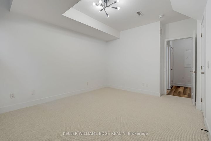 Photo 18 at 3 - 261 Skinner Road, Waterdown, Hamilton