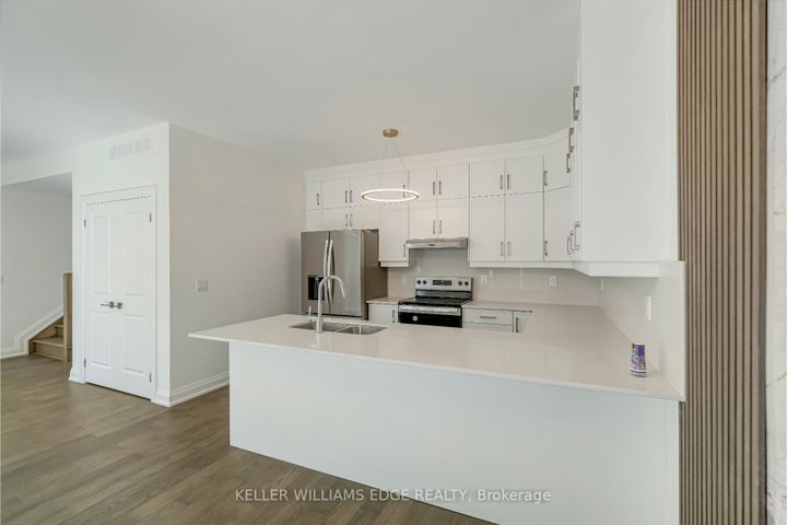 Photo 17 at 1 - 2154 Walkers Line, Headon, Burlington
