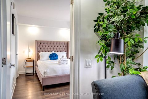 Photo 12 at 1218 - 155 Yorkville Avenue, Annex, Toronto