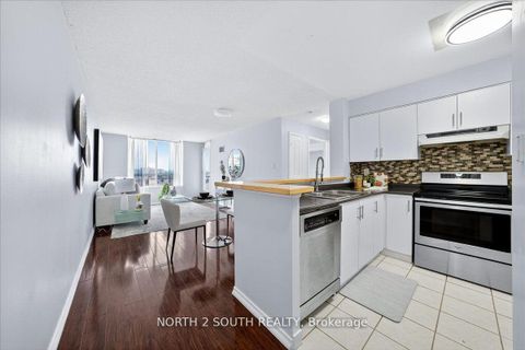 Photo 15 at 916 - 29 Northern Hts Drive, Langstaff, Richmond Hill Photo 15 at 916 - 29 Northern Hts Drive, Langstaff, Richmond Hill