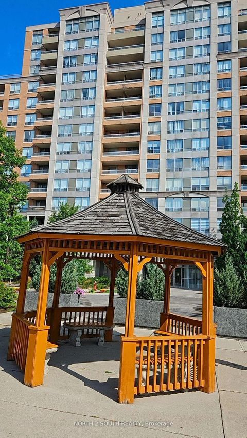 Photo 42 at 916 - 29 Northern Hts Drive, Langstaff, Richmond Hill
