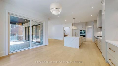 Photo 13 at 45 Drynoch Avenue, Oak Ridges Lake Wilcox, Richmond Hill