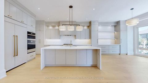 Photo 15 at 45 Drynoch Avenue, Oak Ridges Lake Wilcox, Richmond Hill