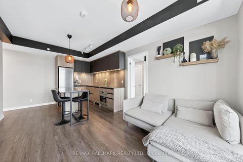 Photo 8 at 901 - 7950 Bathurst Street, Beverley Glen, Vaughan