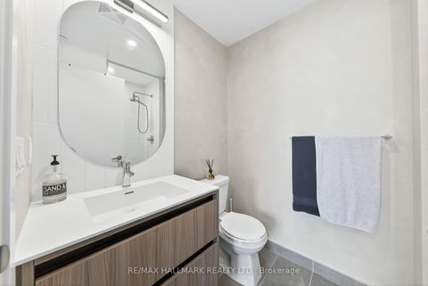 Photo 15 at 901 - 7950 Bathurst Street, Beverley Glen, Vaughan