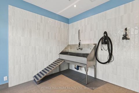 Photo 37 at 901 - 7950 Bathurst Street, Beverley Glen, Vaughan